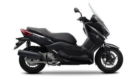 5 2014 Yamaha Xmax 125 Abs Eu Midnight Black Studio 002 Motomalaya