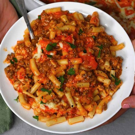 28 Hamburger Casserole Recipes Six Sisters Stuff