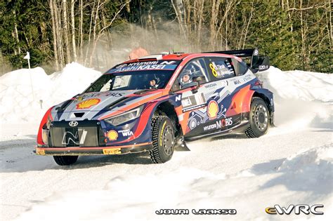 T Nak Ott J Rveoja Martin Hyundai I N Rally Hybrid Rally