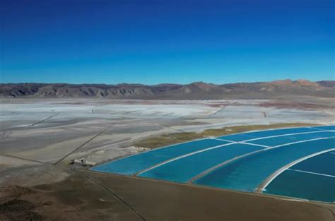 La economía de América Latina crecerá solo un en