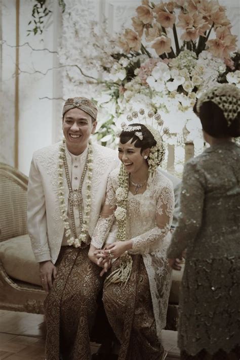 Beautiful mixed culture wedding in jakarta – Artofit