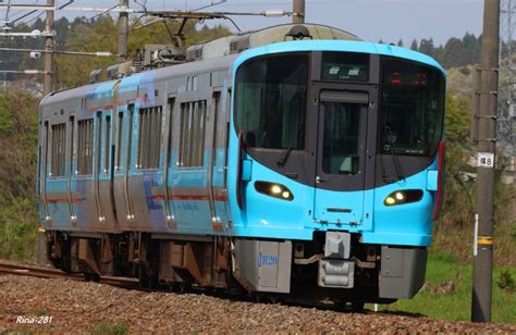 Jr西日本521系電車 クモハ521 43 動橋駅 鉄道フォト・写真 By Rina 281さん レイルラボraillab