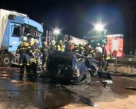 Th Ringen Betrunkener Lkw Fahrer Aus Kahla Verursachte T Dlichen