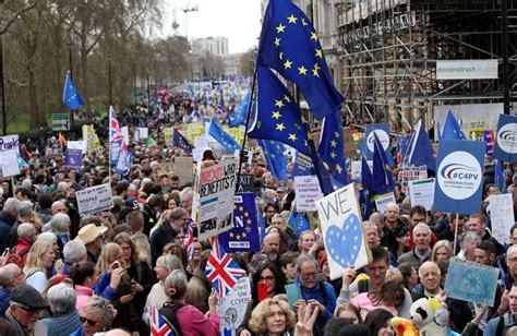 Manifestation géante à Londres pour revendiquer un second référendum