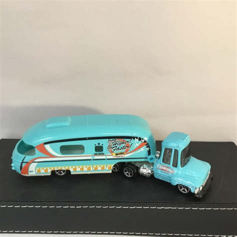 Hot Wheels Transporter Truck S