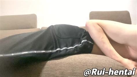 イケボ男性ズボンに射精するのも気持ちがいいですね床オナニー Pornhub Gay