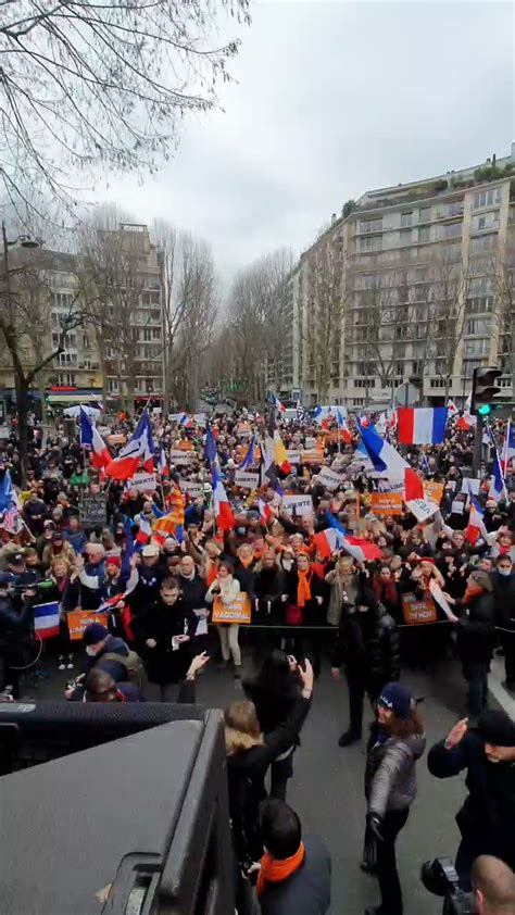 Florian Philippot On Twitter Alerte Gestes Factieux M Darmanin