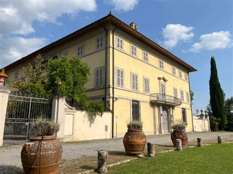 Strade Bianche Cipressi Colline Castelli E Poderi Tutti Nuovi I