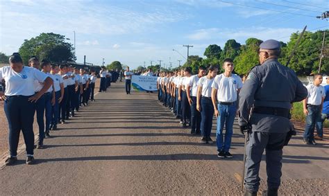 Governo Publica Decreto Que Revoga Escolas C Vico Militares Sul