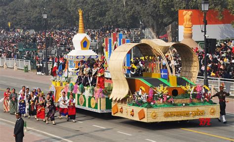 New Delhi : Tableau of Arunachal Pradesh during the full dress ...