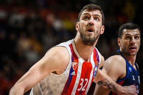 Ognjen Kuzmi Produ Io Ugovor Sa Crvenom Zvezdom Sos Kanal Plus