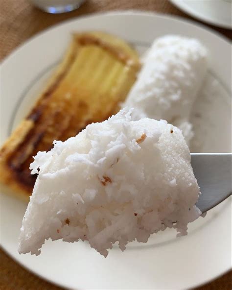 Débora Wagner on Instagram Tapioca de coco ensopada no leite de coco