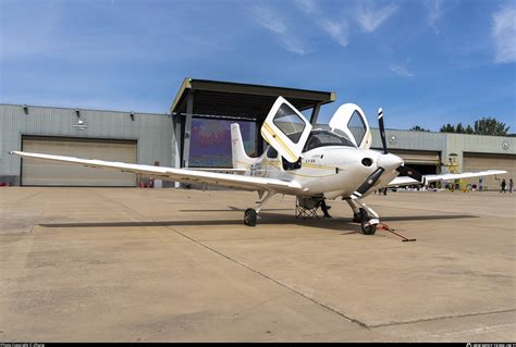 B Lexiang General Aviation Cirrus Sr Photo By Izhang Id