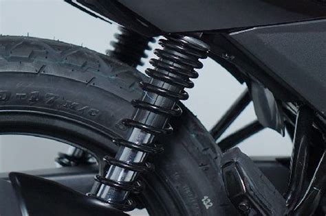 Honda CB Verza Dan Yamaha Byson Naked Bike Paling Murah Di Pasaran Menarik