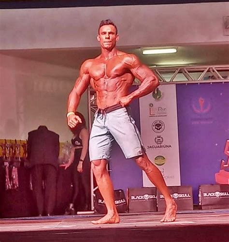 Itatibense é destaque no Samuel Vieira Bodybuilding Show Jornal de