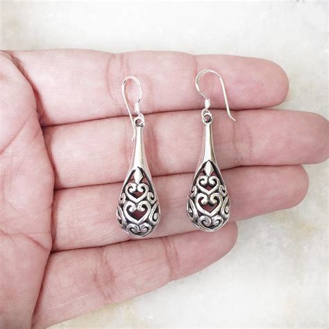 Dew Drop Jali Silver Earring Silberuh