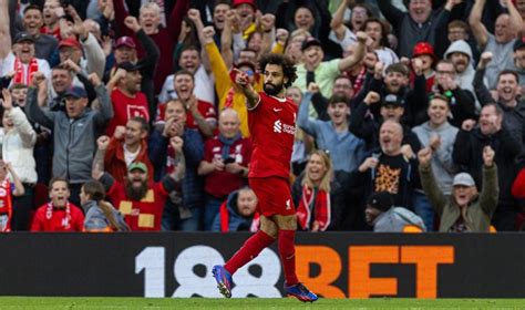 محمد صلاح يواصل كتابة التاريخ مع ليفربول برقم مميز بعد هدفه أمام