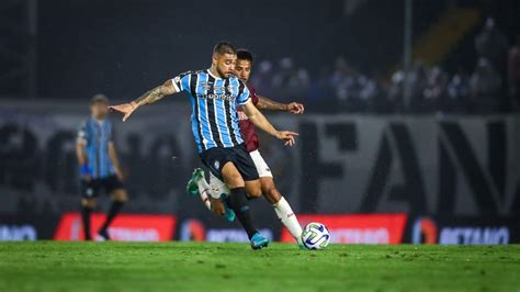 Renato surpreende e fala sobre chances de título do Grêmio após derrota