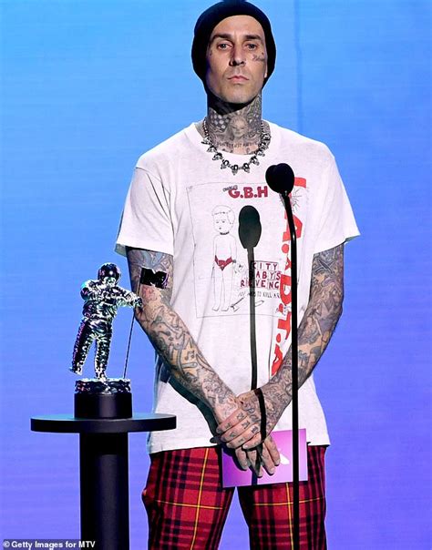 Kourtney Kardashian Showcases Her Incredible Figure In Barely There Red Bikini Daily Mail Online