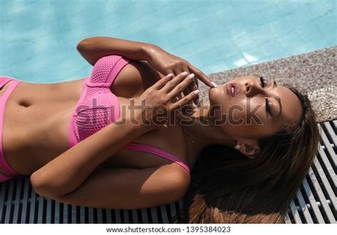 Gorgeous Asian Woman Pink Bikini Lying库存照片1395384023 Shutterstock