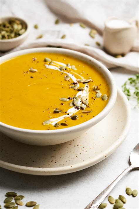 Easy Vegan Pumpkin Soup