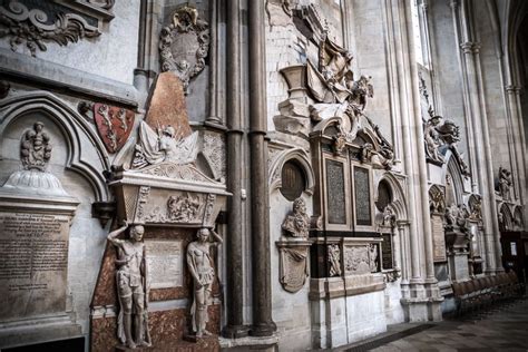 Famous People Buried In Westminster Abbey Graves Of Legends