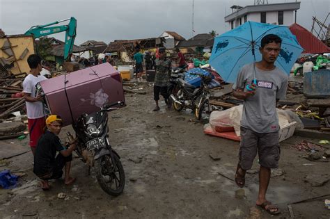 Asciende A Cifra De Muertos Por Tsunami Provocado Por Volc N En