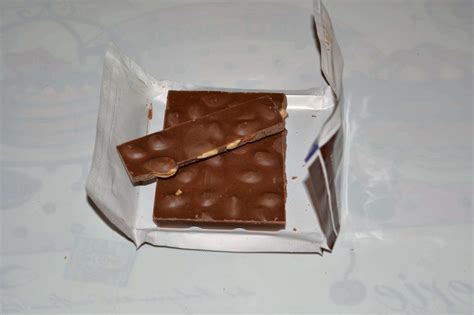 Шоколад Ritter Sport Extra Nut молочный ЦЕЛЬНЫЙ МИНДАЛЬ 100 г ...
