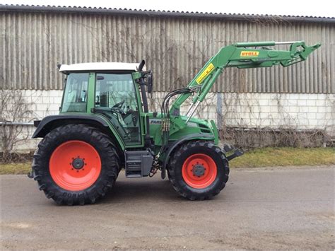 Ciągnik Fendt Farmer 309 C z ładowaczem czołowym Rolnicze traktory