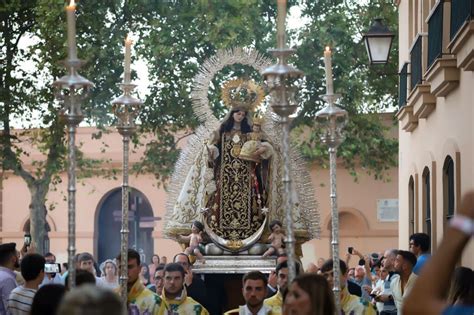 La Virgen del Carmen regresa a la calle por los 15 años de su