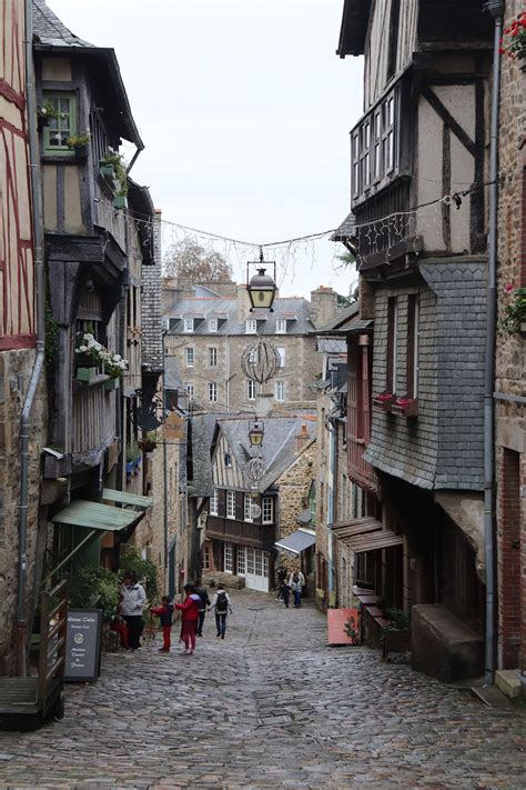 Highlight: Dinan – Things to Do & Travel Guide ★ I Travel for the Stars ...