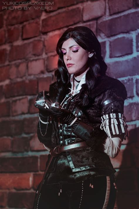 Yennefer Cosplay - A Witcher medallion by Yukilefay on DeviantArt