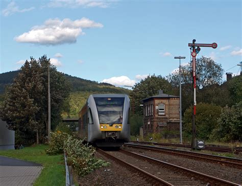 Stadler Gtw Der Hellertalbahn Passiert Am Das Stellwerk