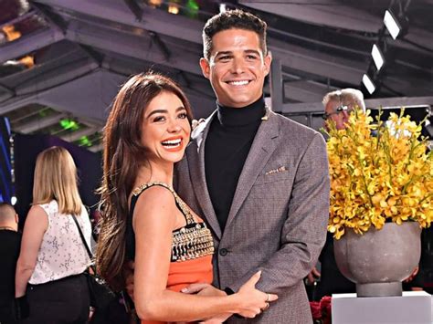 Sarah Hyland And Wells Adams Are Officially Married Cosmopolitan