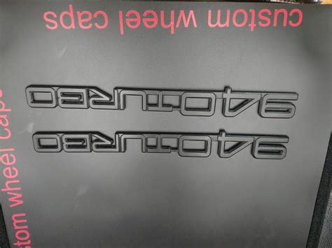 Шильдик Volvo 940 turbo — BMW 3 series (E30), 1,6 л, 1989 года ...