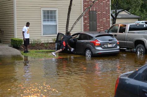 Houston residents share Hurricane Harvey photos on social media