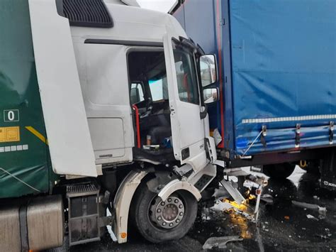 Foto Accident Rutier Grav Pe Autostrada A Pe Sensul Sebe Sibiu O