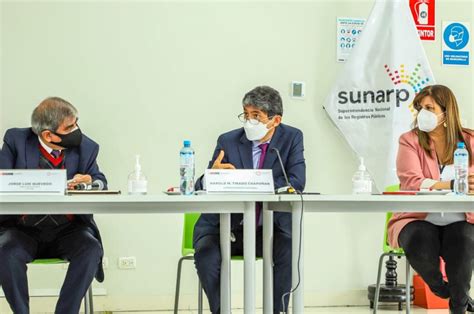 Cofopri y Sunarp reafirman cooperación interinstitucional a favor de