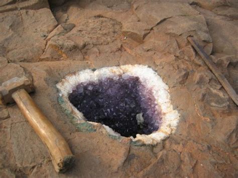 How To Find GEODES! The Ultimate Guide + (Fun Facts About Geodes ...