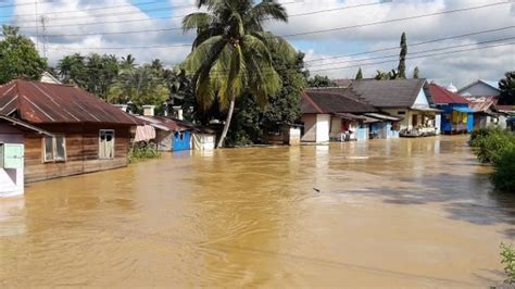 Makalah Bencana Alam Banjir - Homecare24