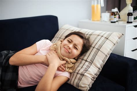 Cosa Sono Le Placche In Gola E Come Riconoscerle Nei Bambini