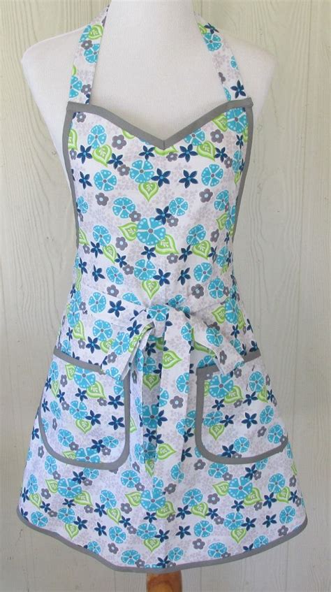 Womens Apron Retro Style Floral Apron Vintage Inspired Etsy Womens