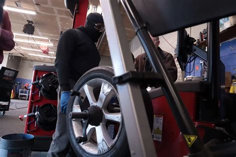 How Important Is An Ase Mechanic Certification In Philadelphia? 