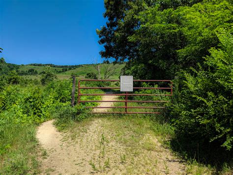 Wisconsin Explorer Hiking The Spring Green Preserve