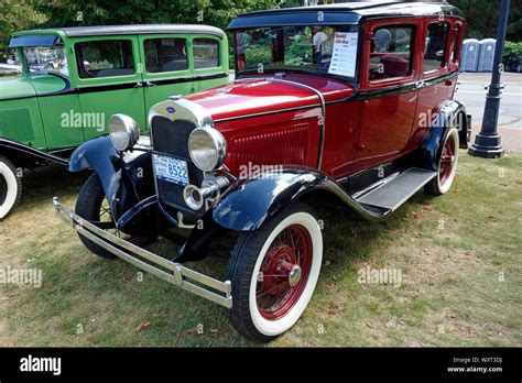 1930s Ford Cars