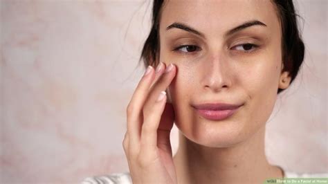 Formas fáciles y eficaces de realizar una limpieza facial en casa