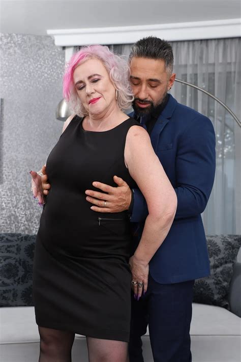 GRANNY FUCKS GIGOLO 164 Nude Pics XHamster