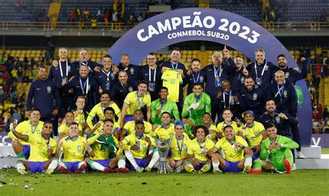 Copa Do Mundo Sub Treinador Da Sele O Brasileira Divulga Lista De