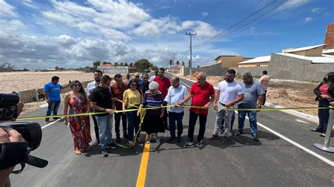 Regina Sousa e Maninha entregam obras de mobilidade urbana em Luís