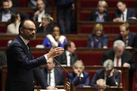 Grand débat un mur de défiance entre les Français et leurs